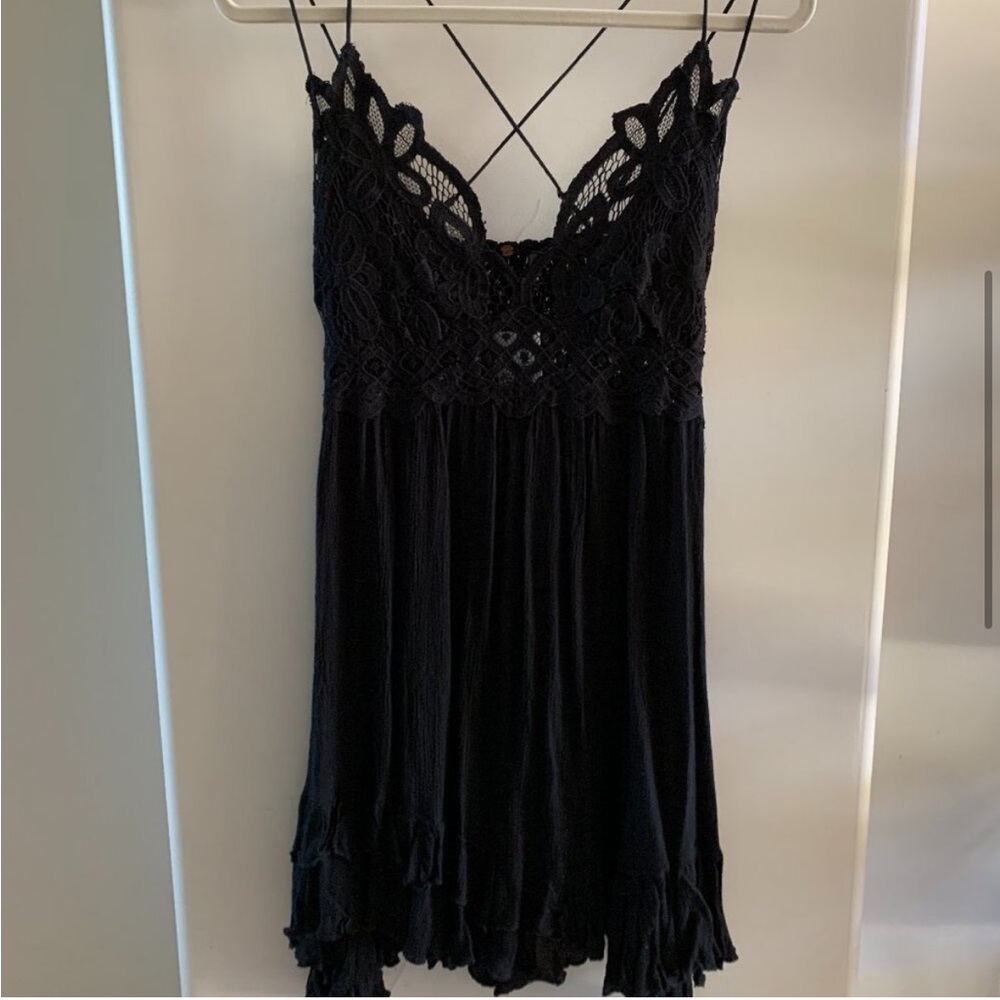 Free People One Adella Slip - Picture 5 of 8